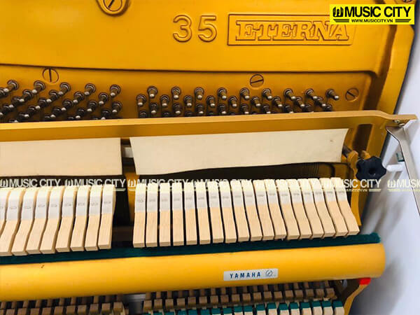 Hình ảnh Đàn Piano Eterna A35Wh tại Music City Hình ảnh Đàn Piano Eterna A35Wh tại Music City