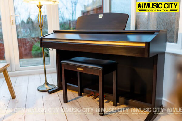 Hình ảnh Đàn Piano Yamaha CLP120 tại Music City