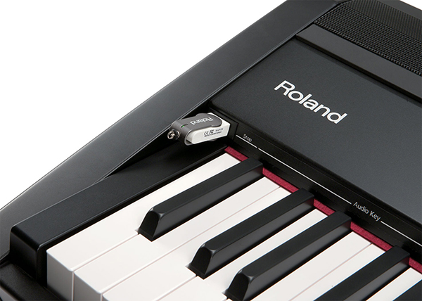 Hình ảnh Đàn Piano Roland FP7 tại Music City