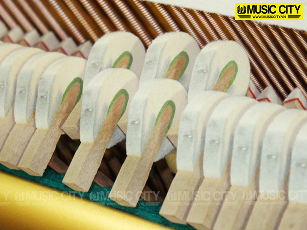 Hình ảnh Đàn Piano Yamaha W103 tại Music City Hình ảnh Đàn Piano Yamaha W103 tại Music City