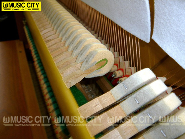 Hình ảnh Đàn Piano Yamaha W103 tại Music City Hình ảnh Đàn Piano Yamaha W103 tại Music City