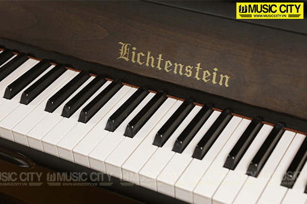 Hình ảnh Đàn Piano Lichtenstein KS605 tại Music City Hình ảnh Đàn Piano Lichtenstein KS605 tại Music City
