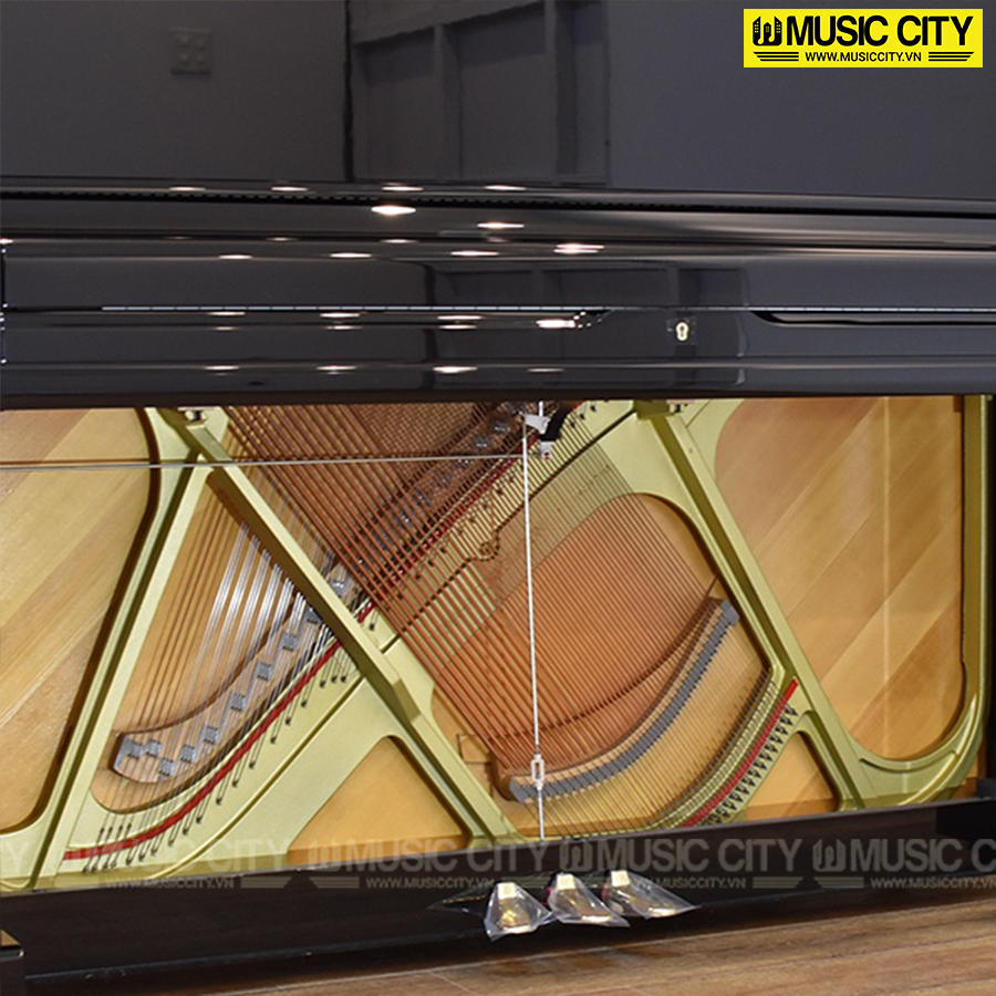 Hình ảnh Đàn Piano Yamaha YUS1 tại Music City Hình ảnh Đàn Piano Yamaha YUS1 tại Music City