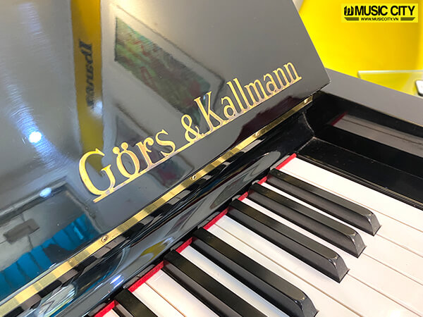 Hình ảnh Đàn Piano Gors & Kallmann GK2000 tại Music City - Ảnh musiccity.vn Hình ảnh Đàn Piano Gors & Kallmann GK2000 tại Music City - Ảnh musiccity.vn
