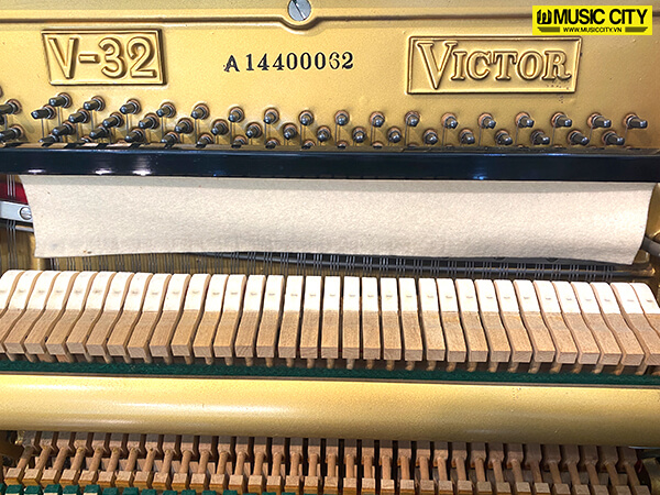 Hình ảnh Đàn Piano Victor V32 tại Music City - Ảnh musiccity.vn