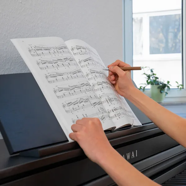 Music City – Tổng Kho Piano, Guitar, Organ | Dịch Vụ Giáo Dục Âm Nhạc