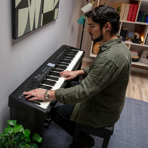Hình ảnh đàn piano roland fp-e50 tại Music City - Ảnh musiccity.vn Hình ảnh đàn piano roland fp-e50 tại Music City - Ảnh musiccity.vn