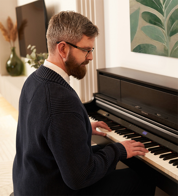 Hình ảnh đàn piano roland LX5 tại Music City - Ảnh Musiccity.vn