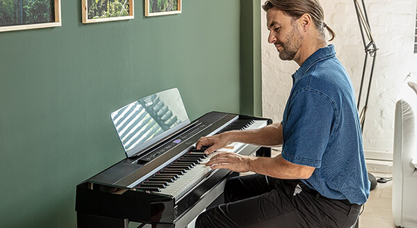 Hình ảnh đàn piano yamaha p525 tại Music City - Ảnh musiccity.vn