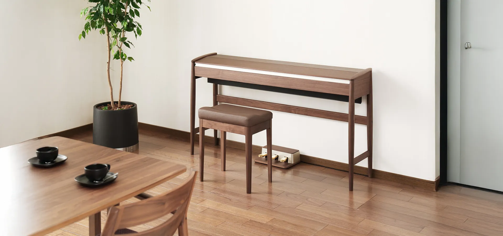 Hình ảnh Đàn Piano Roland Kiyola KF10 tại Music City dan-piano-roland-kiyola-kf10-musiccity