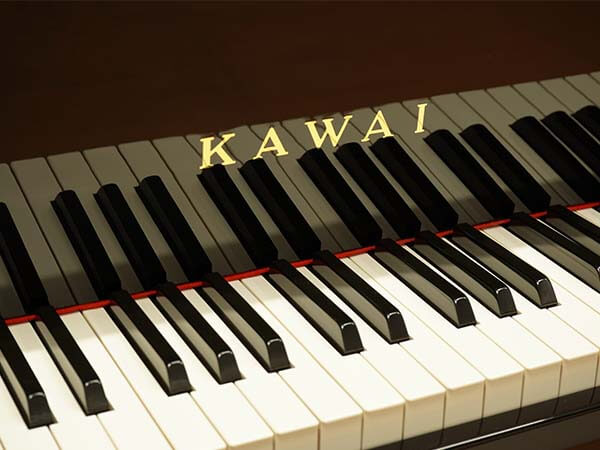 Hình ảnh đàn piano kawai us6x tại Music city - ảnh musiccity.vn