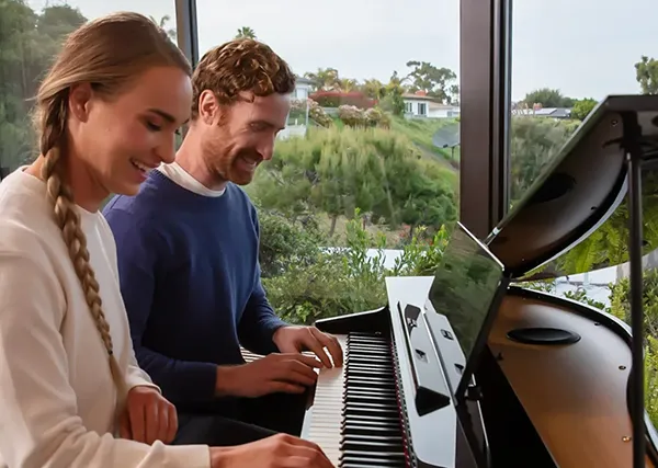 Hình ảnh Đàn Piano Roland GP3 tại Music City dan-piano-roland-gp3-musiccity