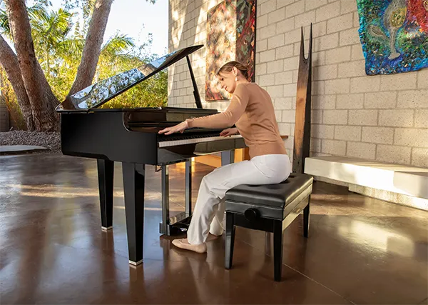 Hình ảnh Đàn Piano Roland GP6 tại Music City dan-piano-roland-gp6-musiccity