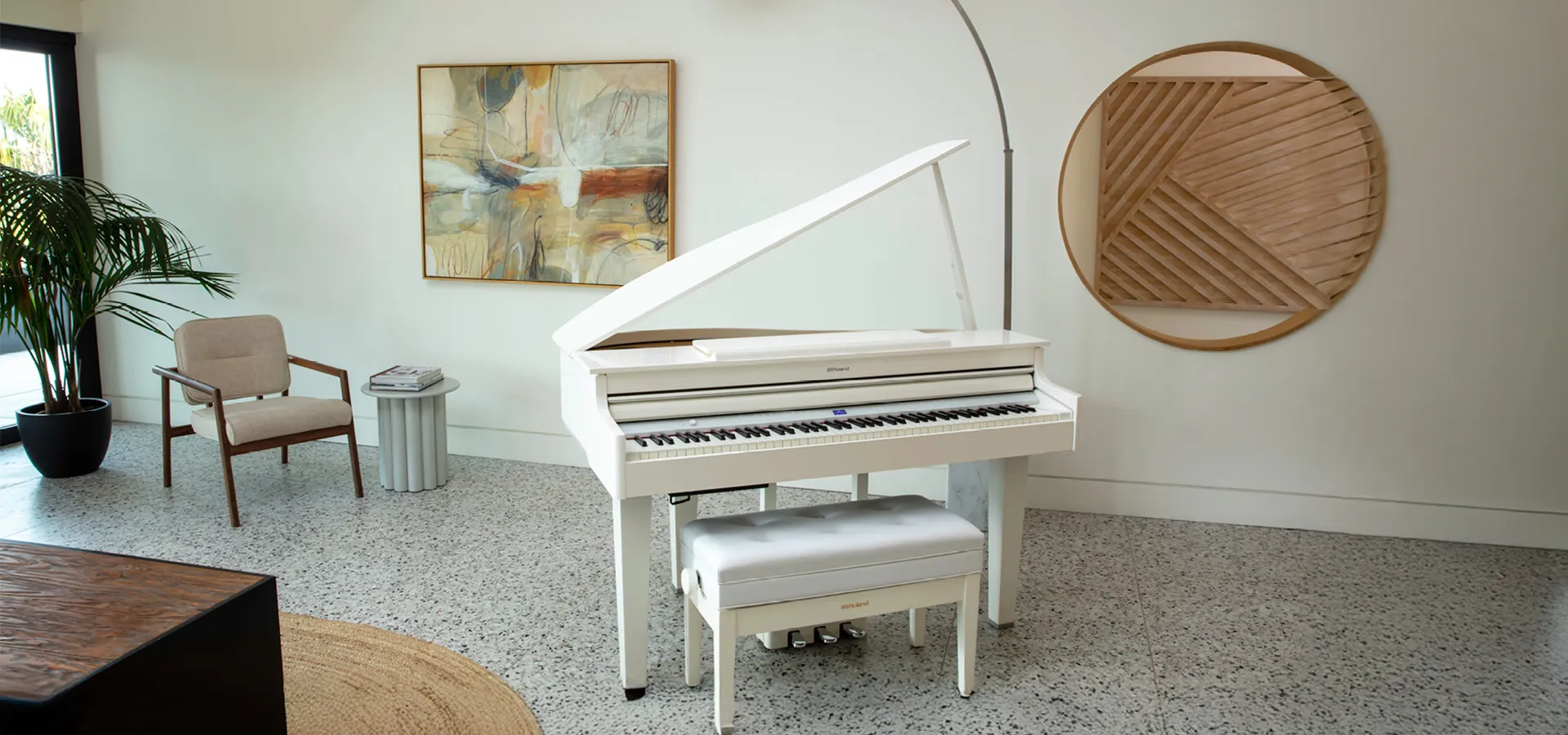 Hình ảnh Đàn Piano Roland GP6 tại Music City dan-piano-roland-gp6-musiccity