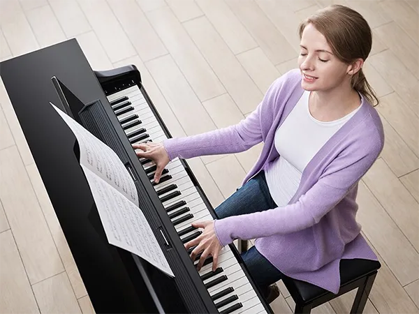tinh-nang-dan-piano-clavinova-clp-800-seri-musiccity.vn