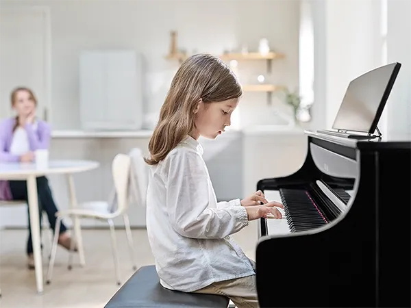 tinh-nang-dan-piano-clavinova-clp-800-seri-musiccity.vn