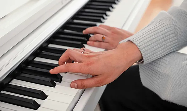 dan-piano-kawai-cx102-musiccity