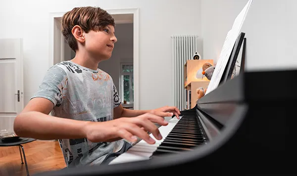 Hình ảnh Đàn Piano Kawai CX202 - Ảnh musiccity.vn dan-piano-kawai-cx202-musiccity