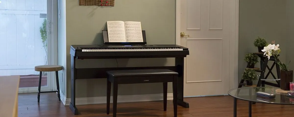dan-piano-yamaha-dgx660-musiccity